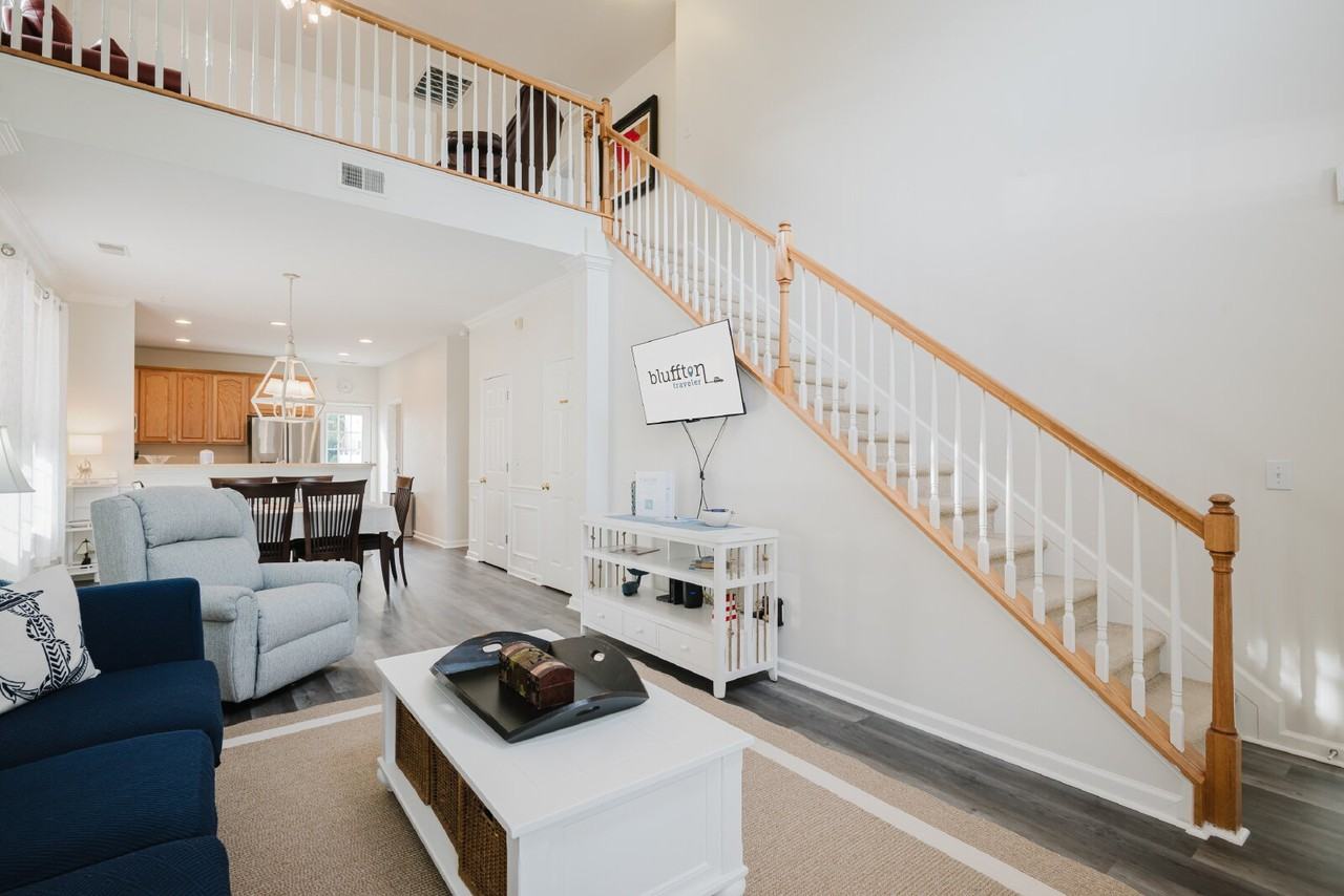 25 5th Ave - Photo 7 of 36