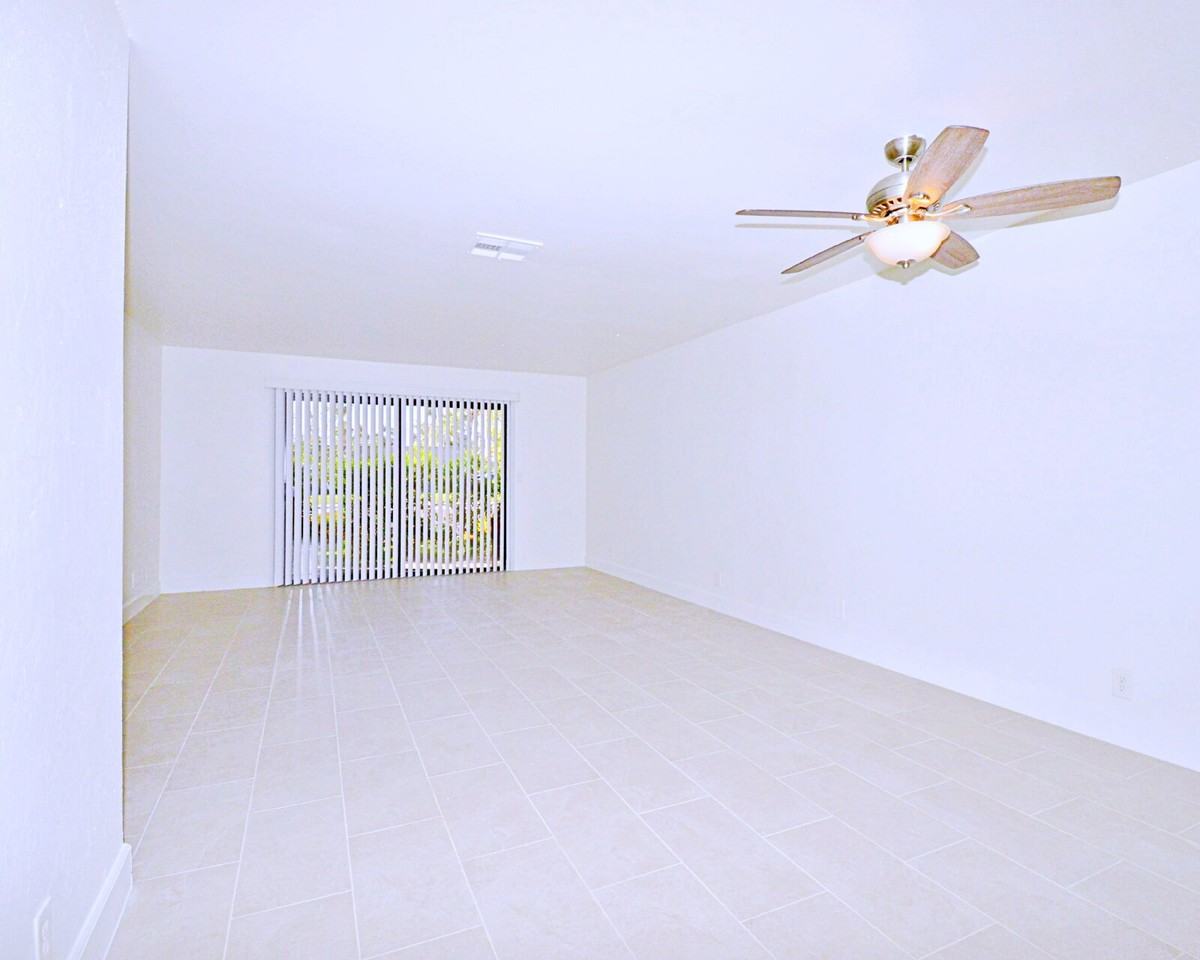 1050 E Ramon Rd #126 - Photo 6 of 27