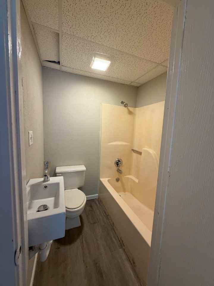 2825 Green Mountain Dr #107 - Photo 5 of 7
