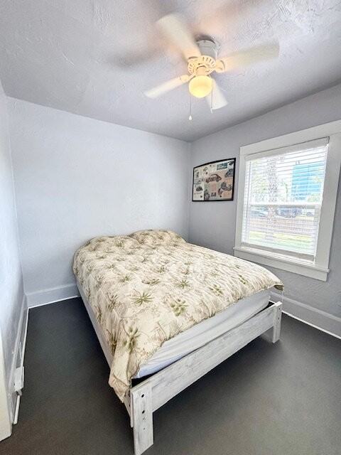 416 Daytona St - Photo 6 of 9