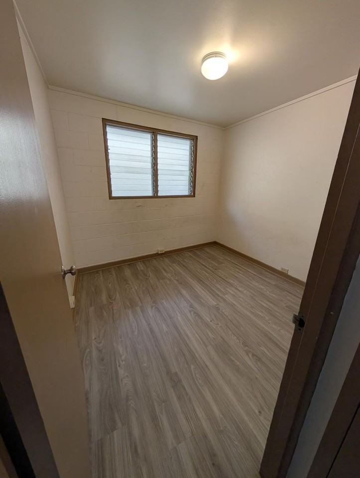2721 Waialae Ave #E - Photo 6 of 7