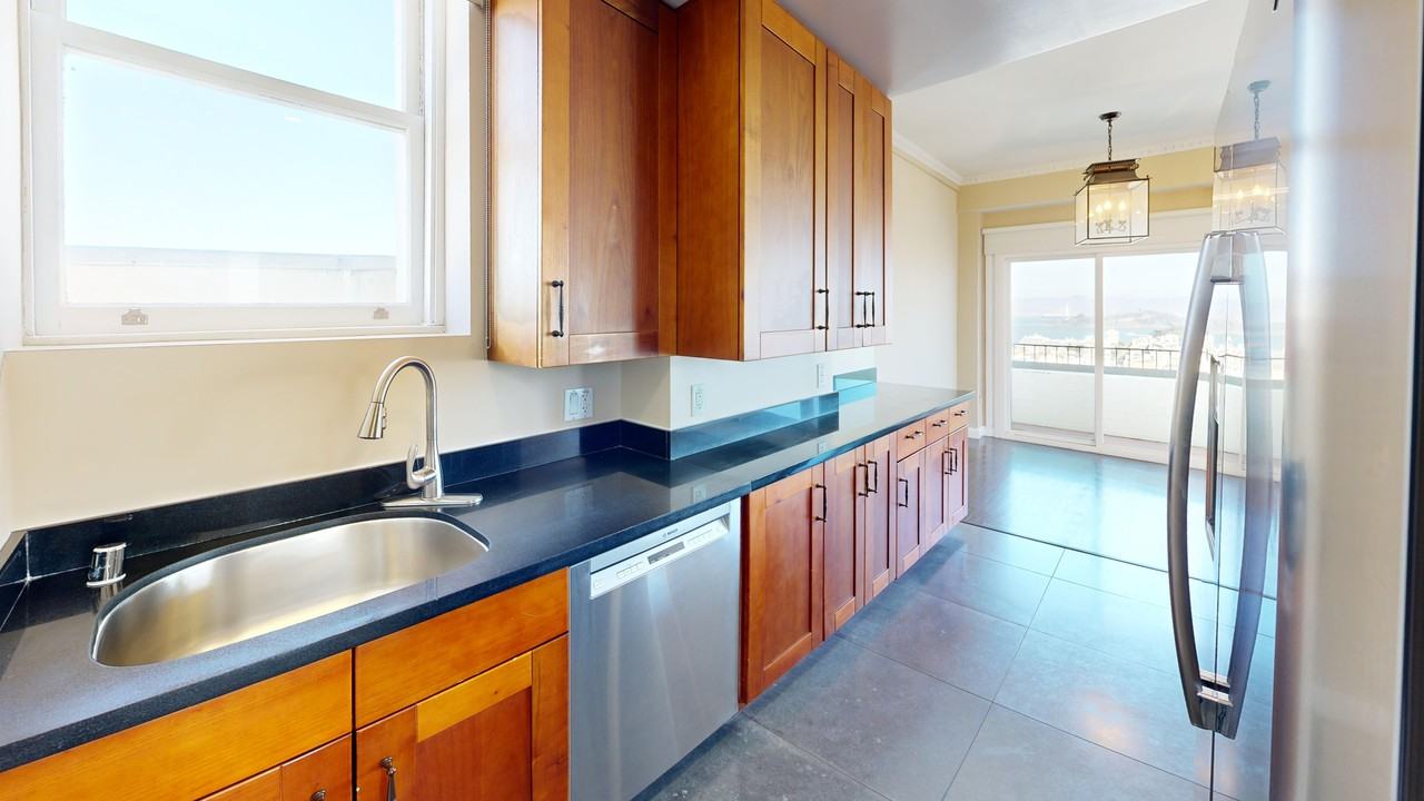 2238 Hyde Street - Photo 6 of 27