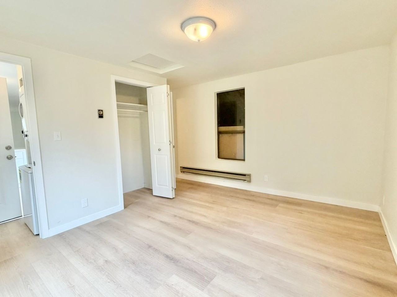 3063 Oak Bay Rd - Photo 6 of 8