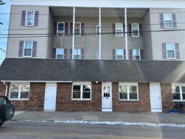 featured image of 166 Pine St
