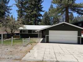 featured image of 3204 Apple St #1
