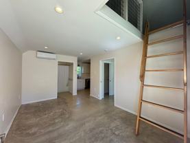 112 - Photo 1 of 1