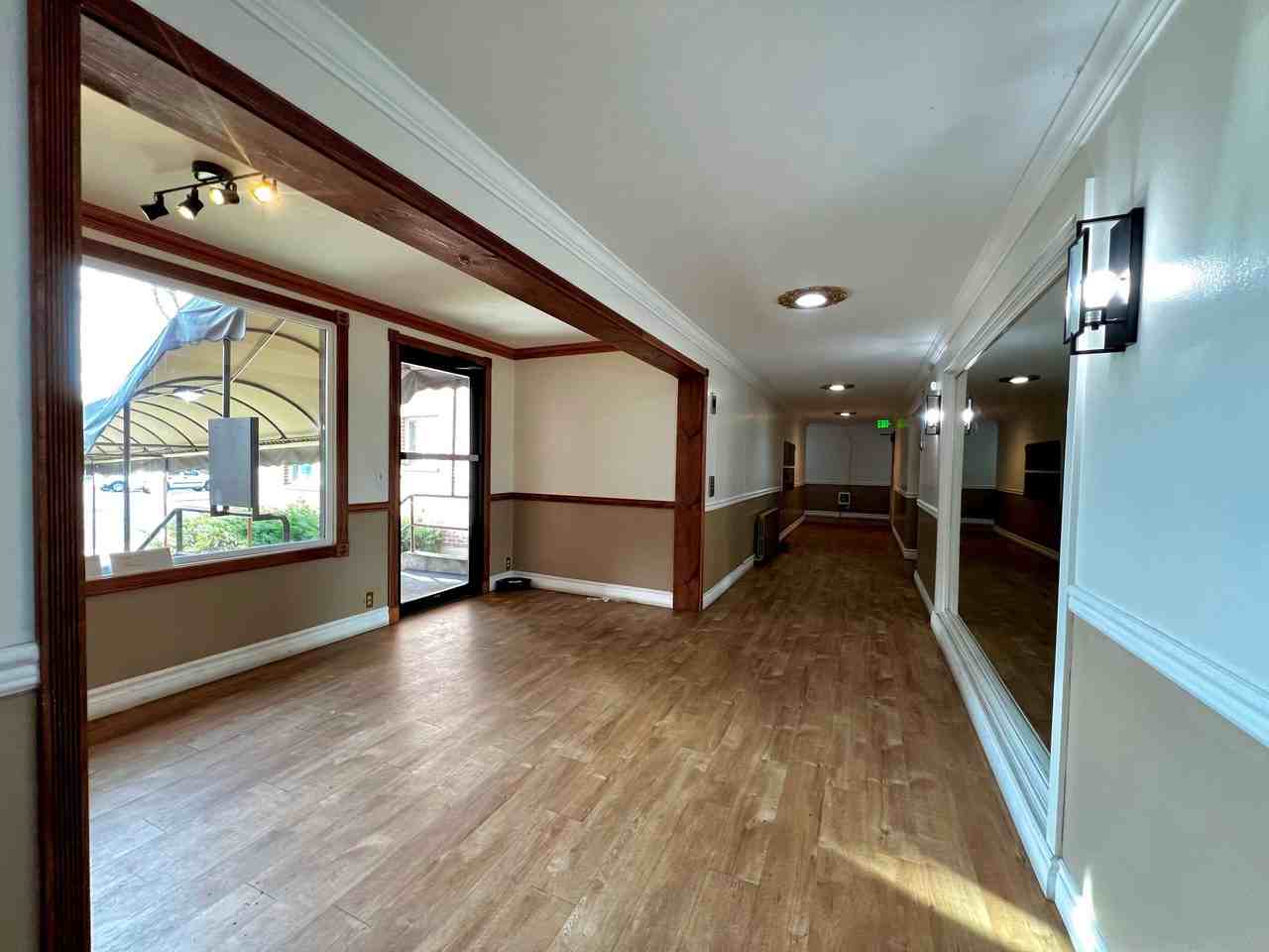 Cottage Hill Apartments - Photo 4 of 8