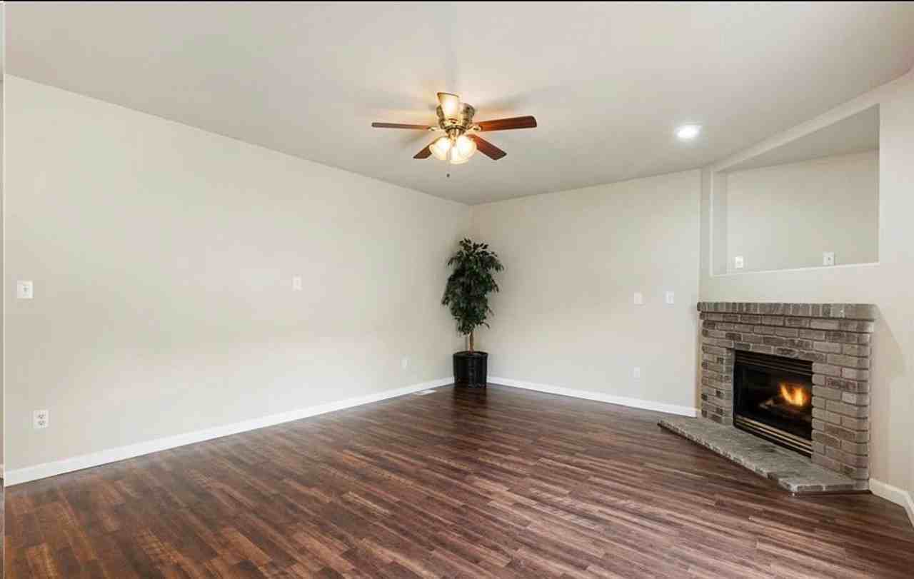 7905 196th Street Ct E #1 - Photo 6 of 21