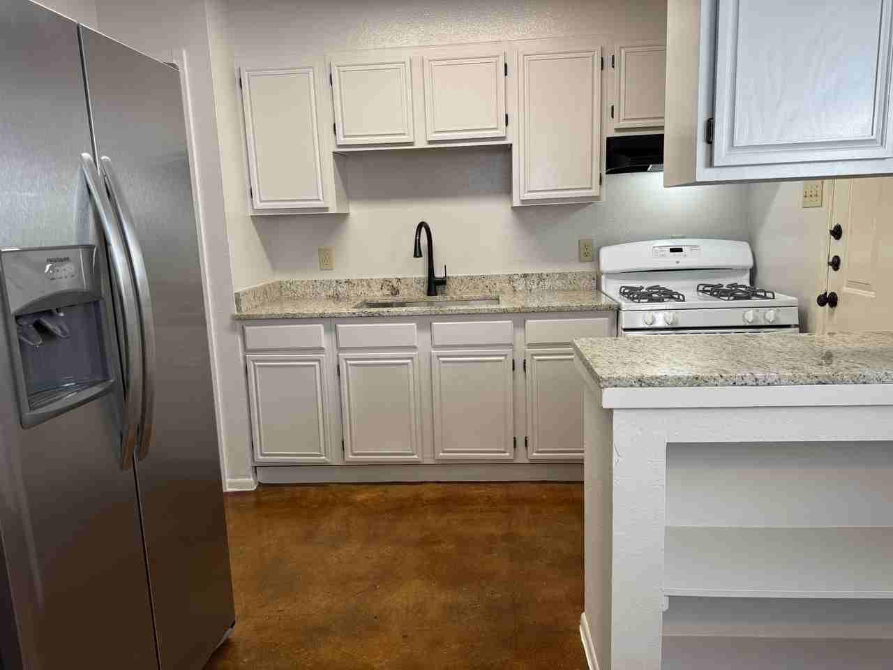 1218 Wyoming St #2 - Photo 5 of 10