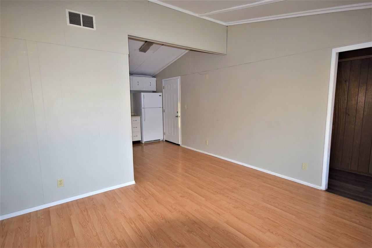 378 Arbor Drive - Photo 3 of 9