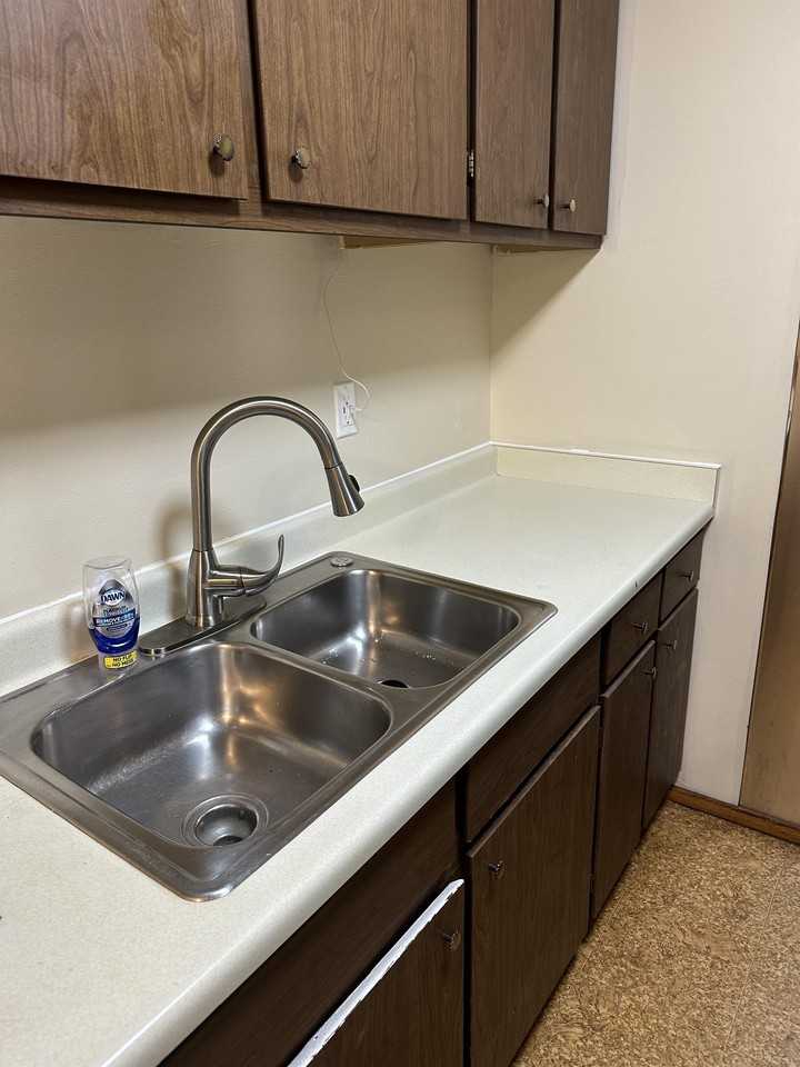 6626 N Bourbon St - Photo 2 of 10