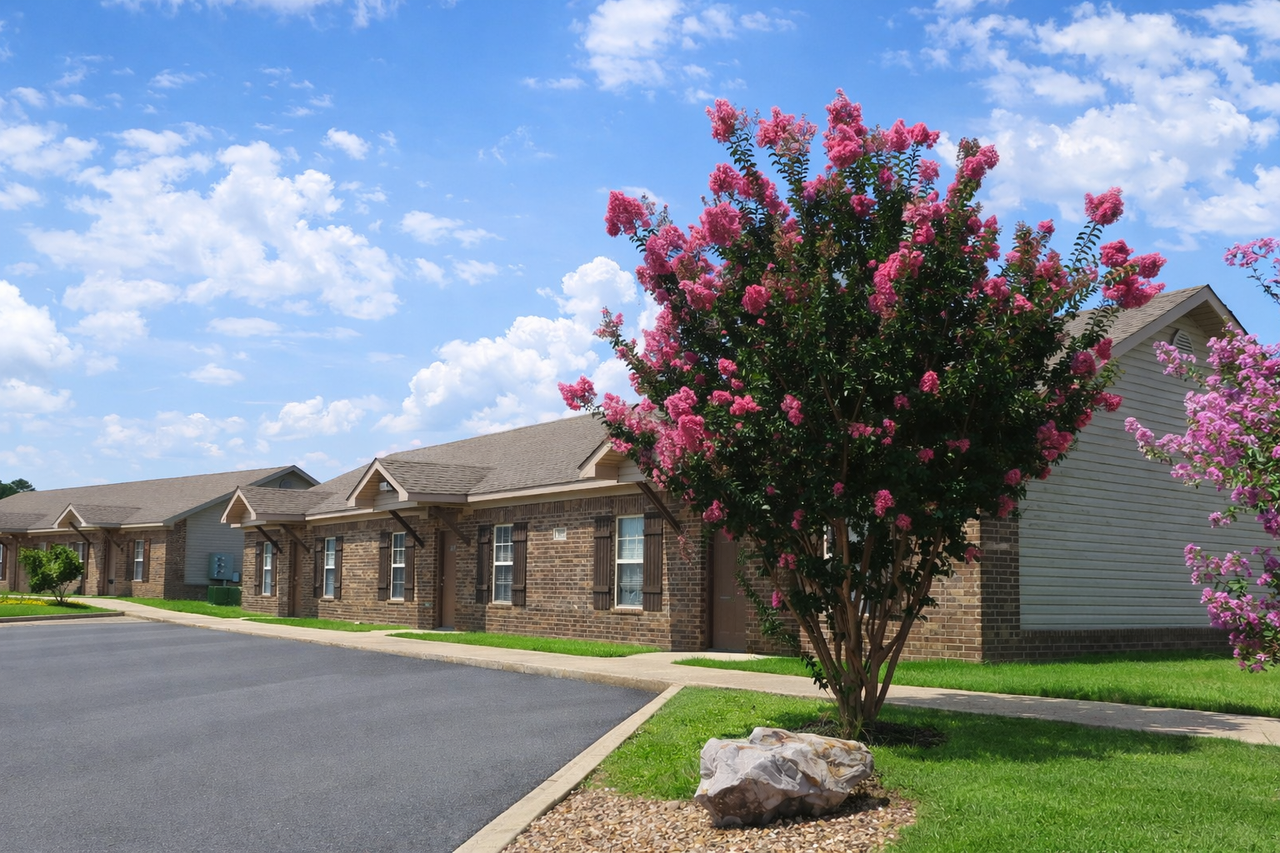 Savannah Hills, LLC - Photo 5 of 50
