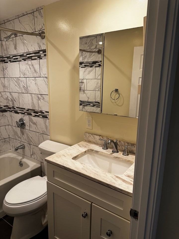 13 Virginia Cir #1 - Photo 3 of 5