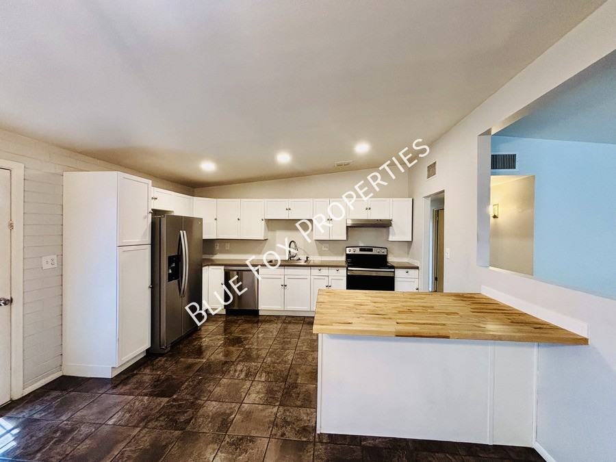 4355 E Glenn St - Photo 4 of 24