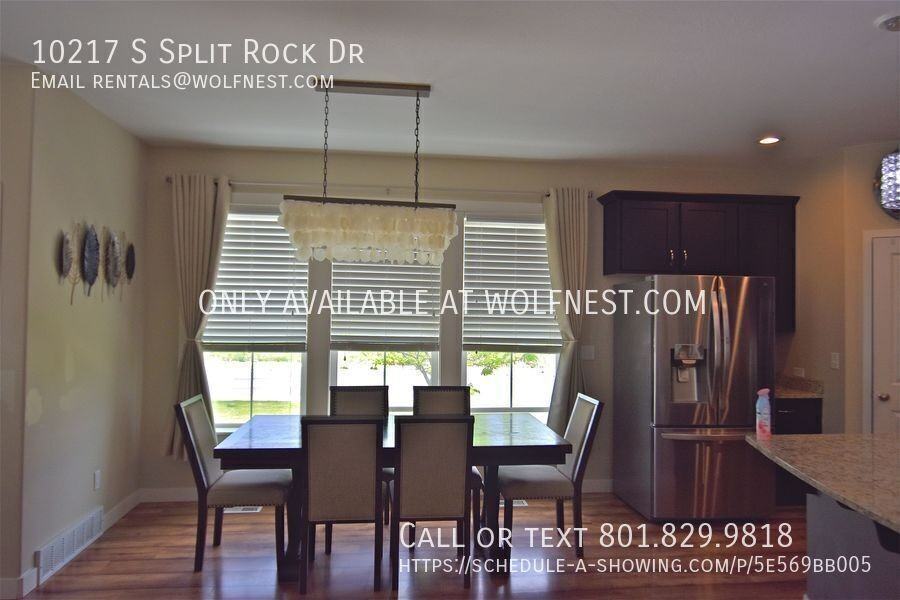 10217 S Split Rock Dr - Photo 5 of 33