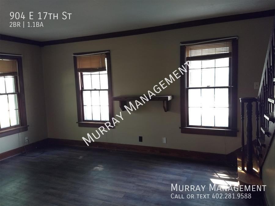 904 E 17th St - Photo 7 of 23
