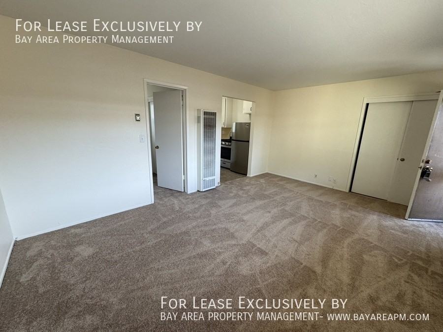 1445 Ebener St #4 - Photo 2 of 8