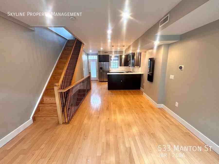 533 Manton St - Photo 3 of 22