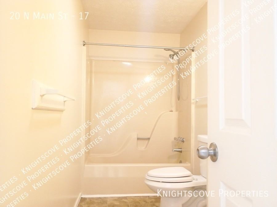 20 N Main St #17 - Photo 7 of 21