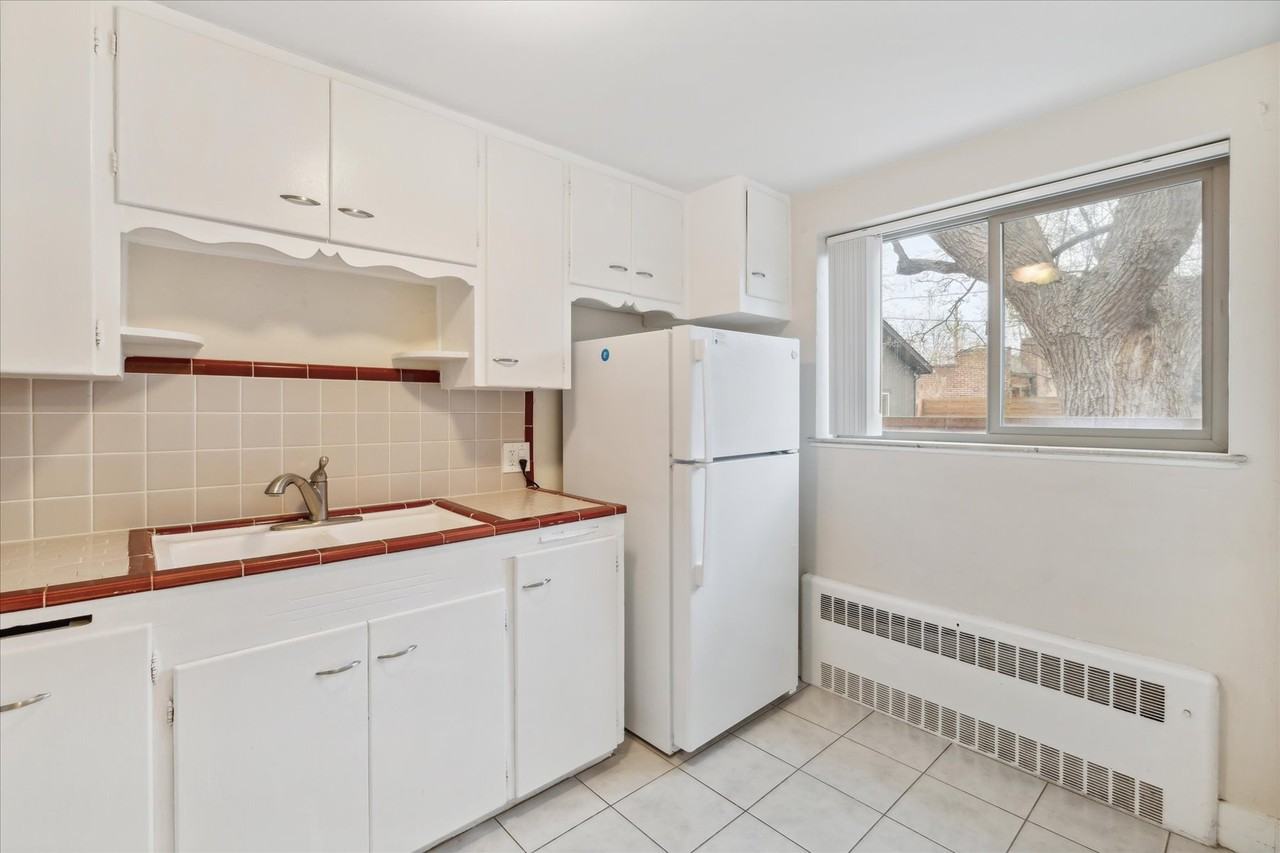 1522 Fairfax St #1 - Photo 5 of 7
