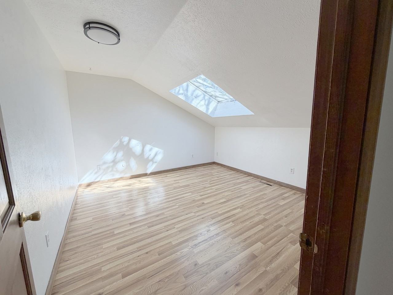 608 Pearl Street - Photo 3 of 7