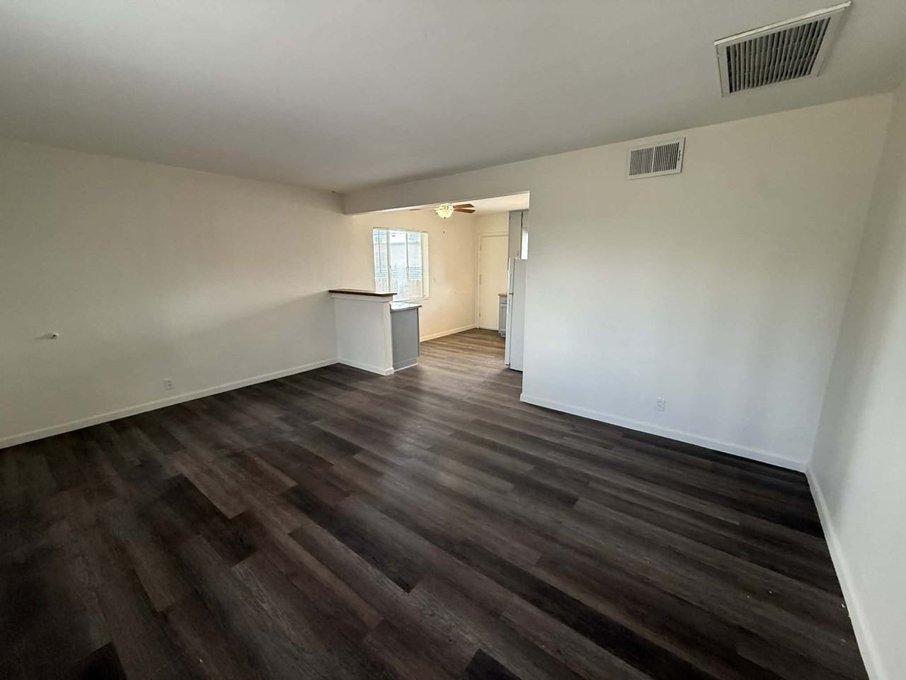 1809 // 4733 East 2nd Street - Photo 3 of 16