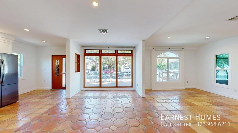 1815 S Cloverdale Ave - Photo 2 of 17