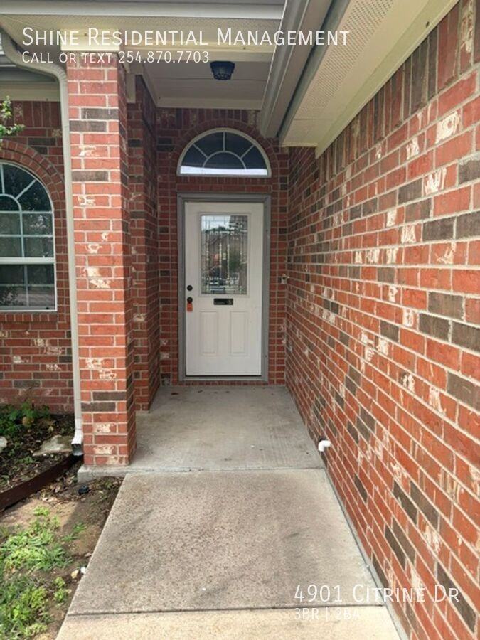 4901 Citrine Dr - Photo 2 of 38