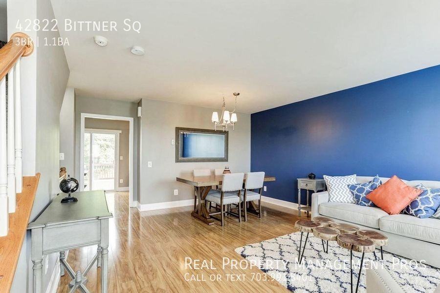 42822 Bittner Sq - Photo 3 of 27