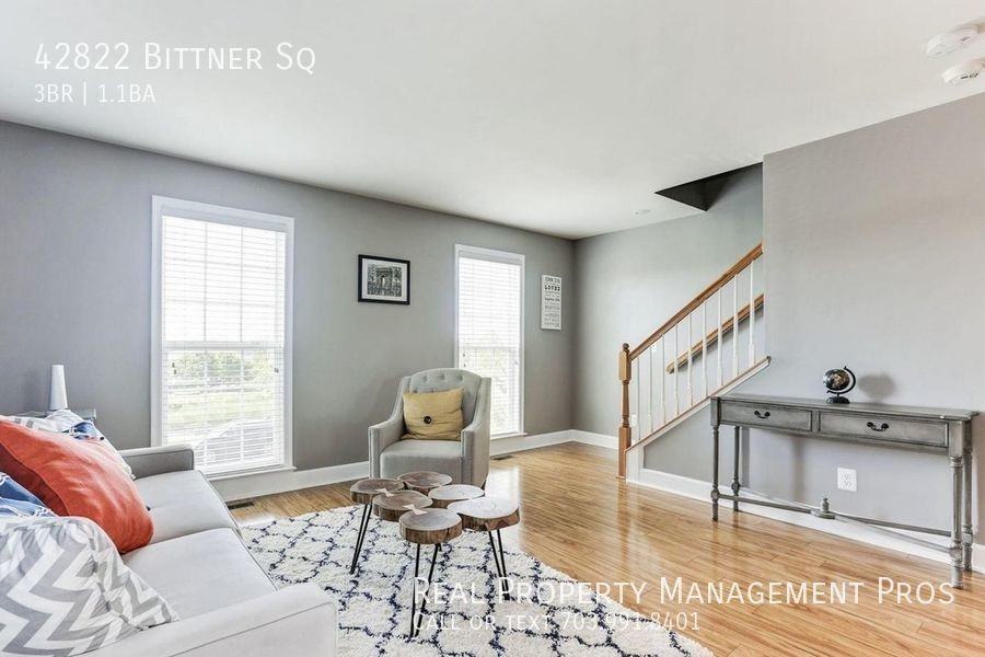 42822 Bittner Sq - Photo 5 of 27