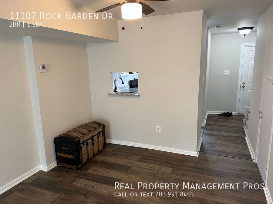 11107 Rock Garden Dr - Photo 4 of 19