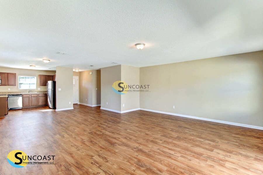 8001 Ridgehill View Rd - Photo 6 of 21