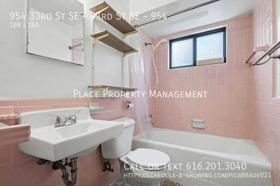 954 33rd St SE - 33rd St SE #954 - Photo 7 of 17