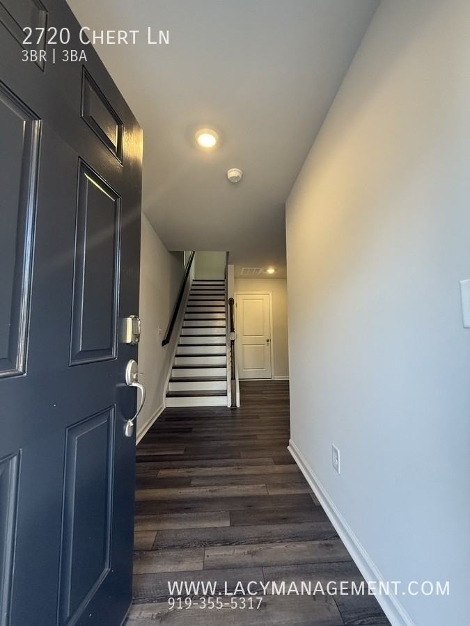 2720 Chert Ln - Photo 2 of 35