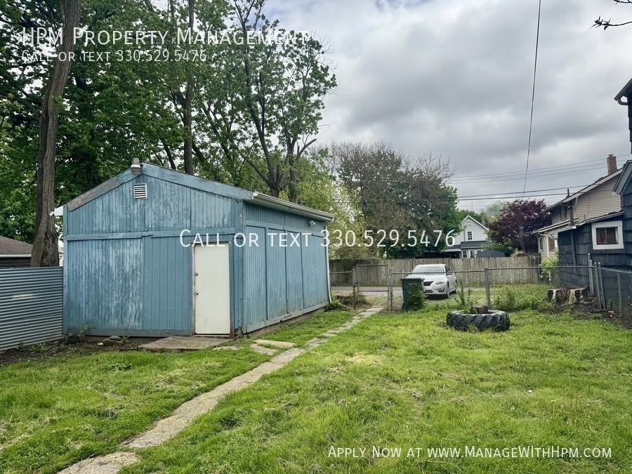 1380 Garfield Ave Sw - Photo 2 of 16