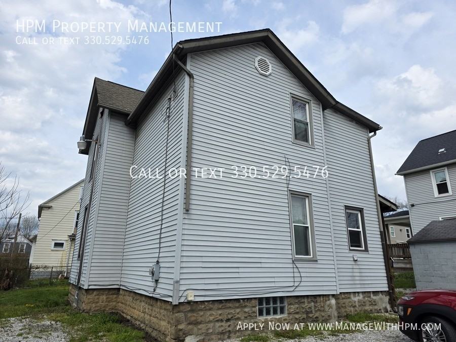 497 Sumner St - Photo 2 of 13