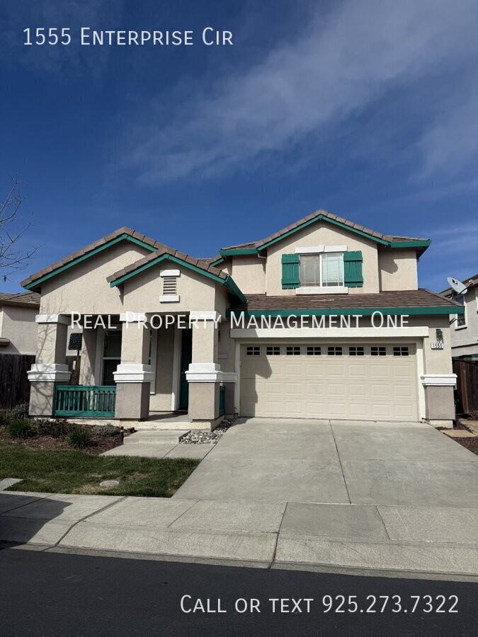 1555 Enterprise Cir - Photo 2 of 35