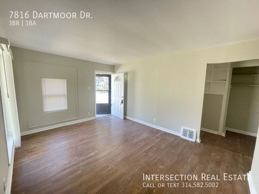 7816 Dartmoor Dr - Photo 6 of 21