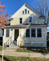 819 Oak St - Photo 1 of 1