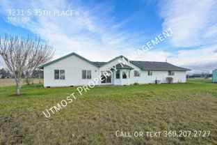 3231 S 35th Pl - Photo 1 of 1