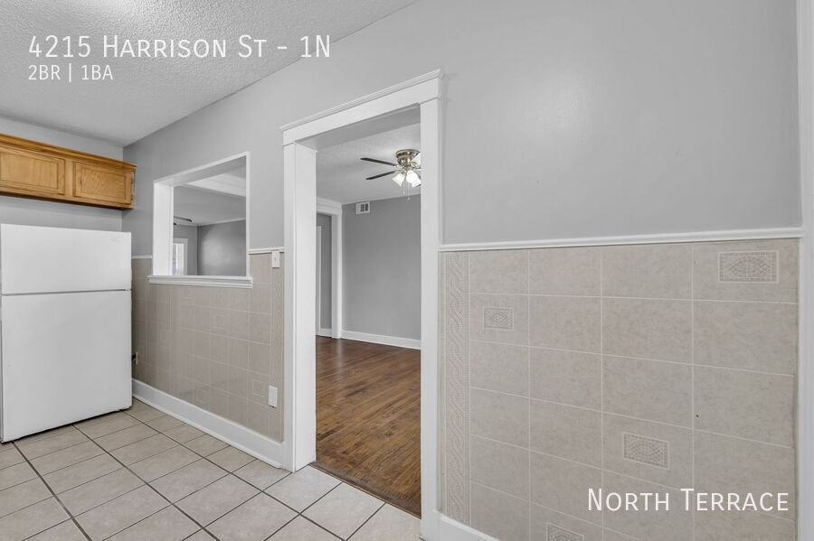 4215 Harrison St #1N - Photo 4 of 21
