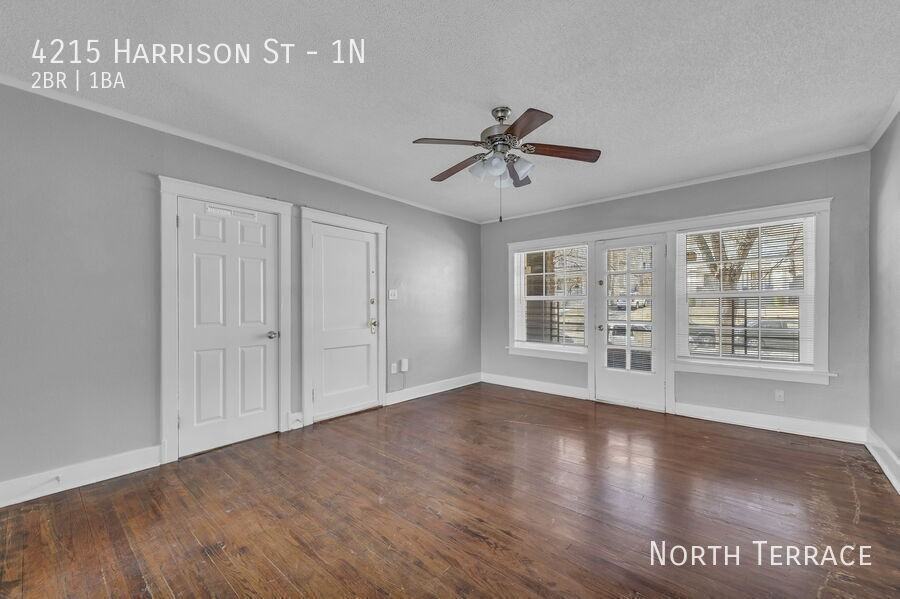 4215 Harrison St #1N - Photo 7 of 21