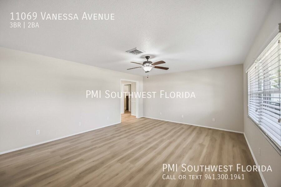 11069 Vanessa Ave - Photo 4 of 36