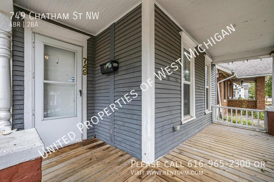 749 Chatham St Nw - Photo 3 of 19