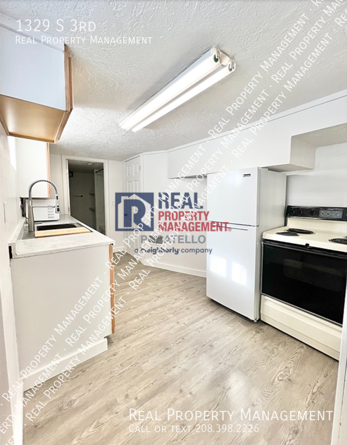 1329 S 3rd Ave - Photo 2 of 13