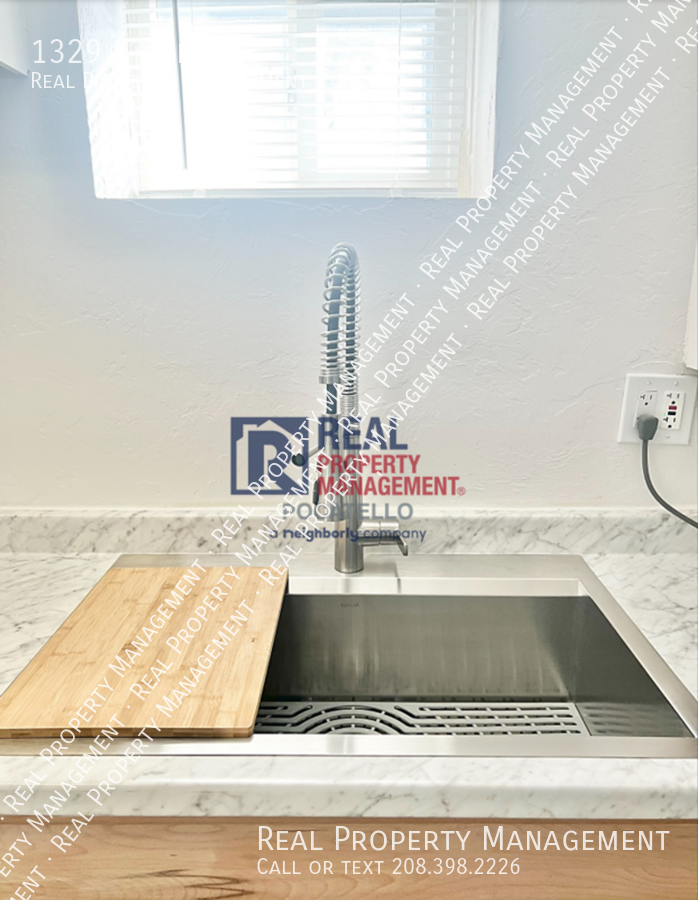 1329 S 3rd Ave - Photo 5 of 13