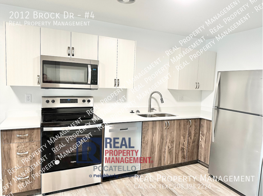 2012 Brock Dr #4 - Photo 5 of 16