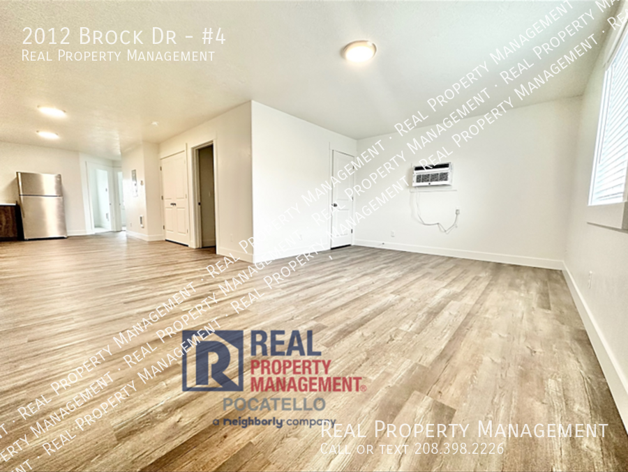 2012 Brock Dr #4 - Photo 6 of 16