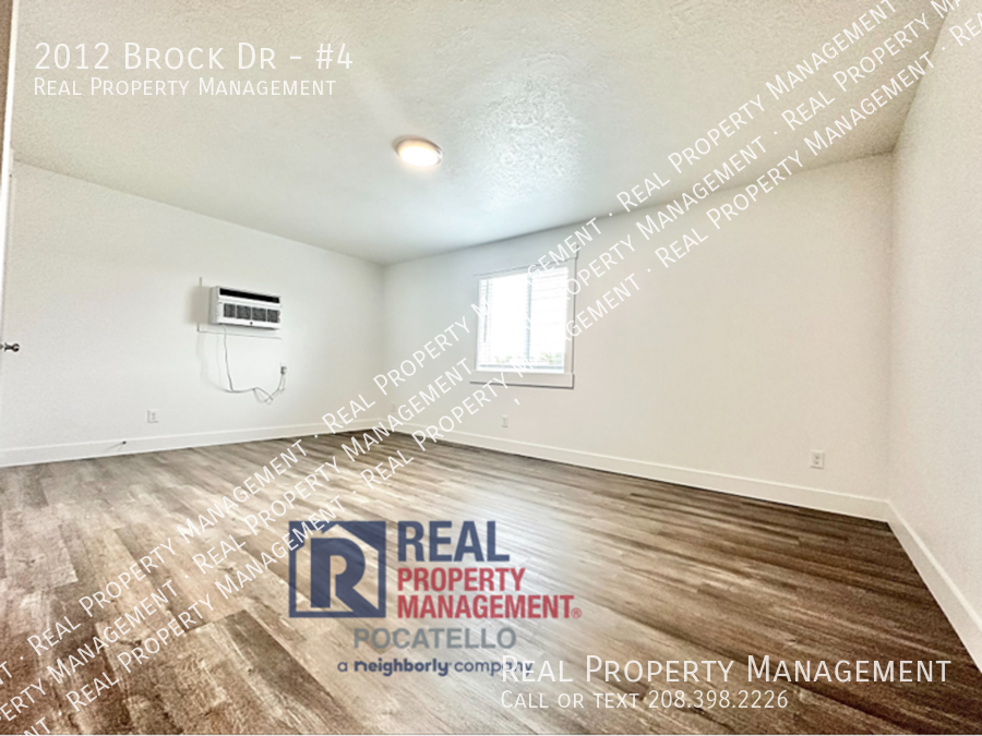 2012 Brock Dr #4 - Photo 7 of 16