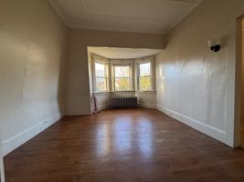featured image of 25 Oak St